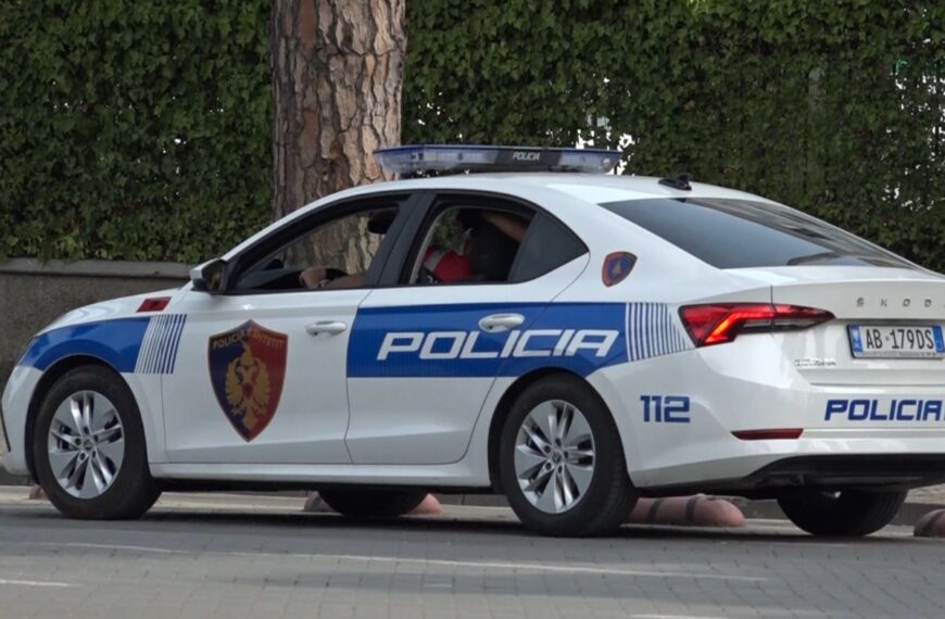 Sh err me th ika në Vlorë, ka të pl agosur