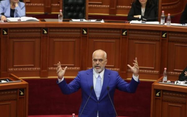 Rama: Ikja e të rinjve është impakt i globalizmit