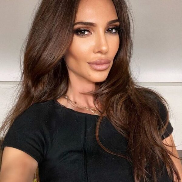 Luizit i mbyllet sërish Instagram-i, Ermiona Lekbello ka diçka për të thënë…