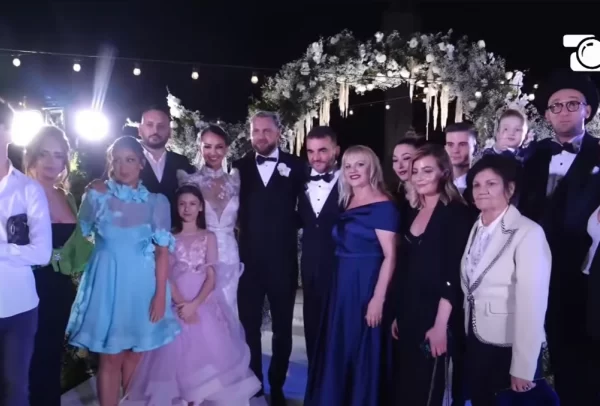 I dha borxh makinën super luksoze Luizit, ky është burri i tezes së Kiara Titos