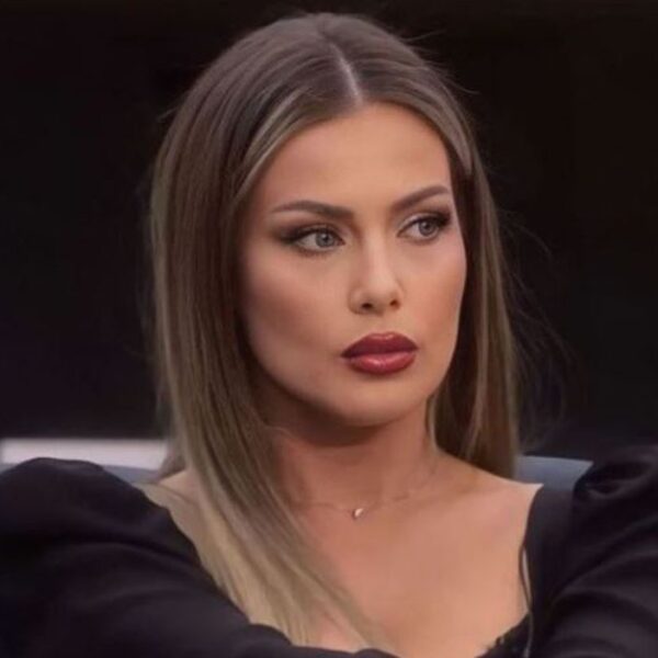 Olta Gixhari shfaqet për herë të parë me Dorin publikisht