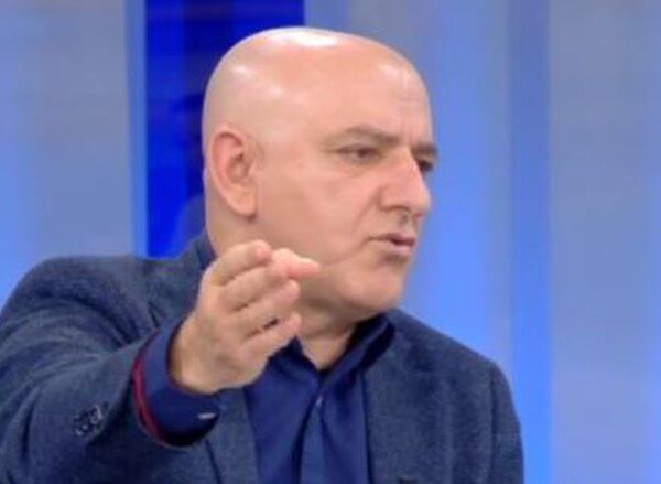 Roland Bejko përplaset me gazetarin: E morët në qafë këtë vend