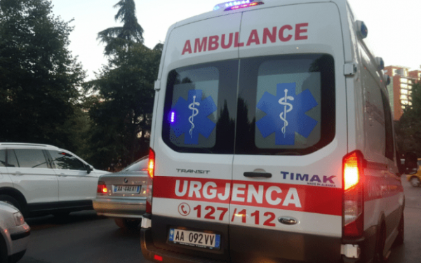 Nuk kanë fund tragjeditë në vend, Range Rover bie në humnerë