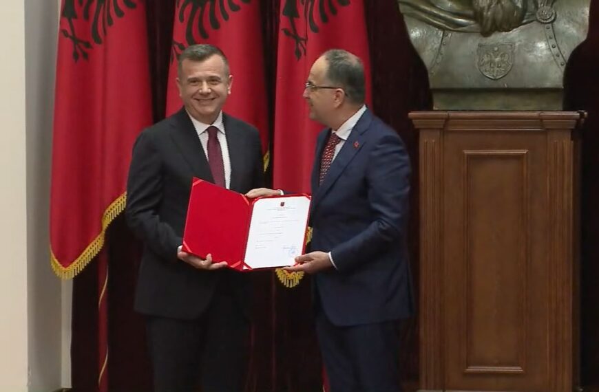 Betohet Taulant Balla si ministër i Brendshëm para presidentit Bajram Begaj
