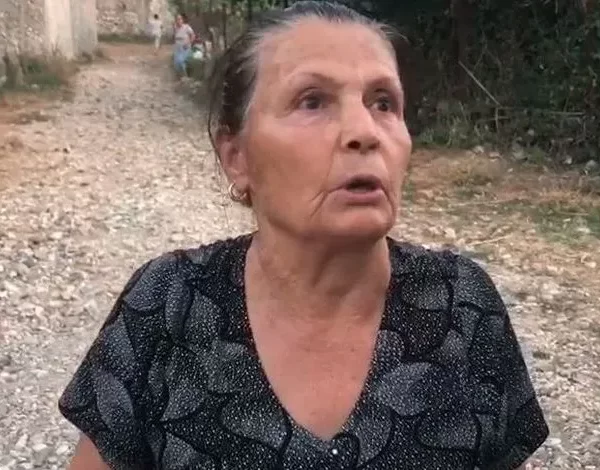 Burrë e grua ndërruan jetë nga korenti, fqinjët rrëfejnë tmerrin: ‘Teli i energjisë elektrike ishte i këputur dhe…’