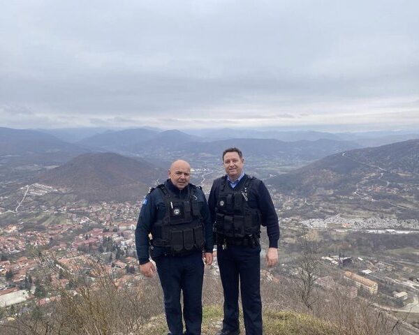Rrëqeth kolegu i policit të vrarë në Veri: Nuk mund ta besoj se sot do të ishte ndarja dhe bisedat e fundit