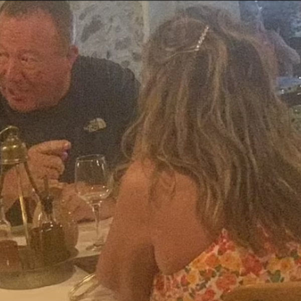 Hanin në restorante dhe ‘bënin namin’ për cilësinë e ushqimit që mos paguanin faturën, turistët britanikë bëhen viralë