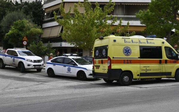 E rëndë në Greqi, gruaja shqiptare goditet me thikë nga partneri i saj rumun