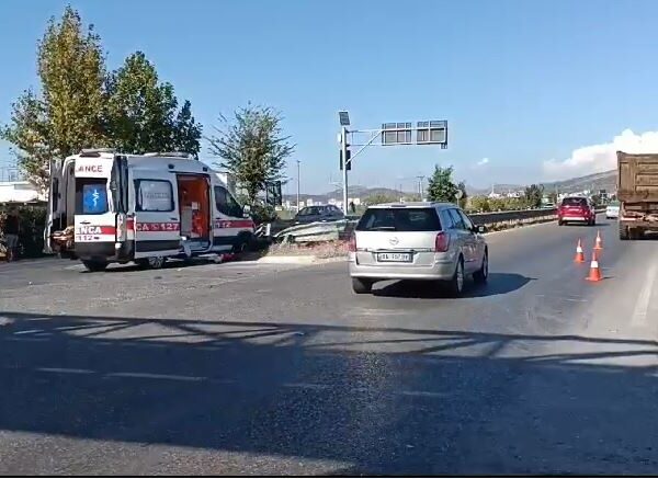 Mëngjes tragjik! Vajza 26-vjeçe i merr jetën të moshuarit